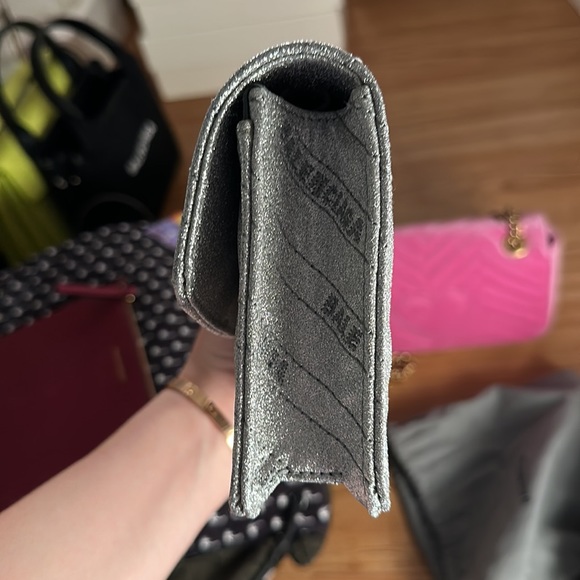 HOLIDAY SEASON BALENCIAGA SPRARKLE SILVER CLUTCH CROSSBODY NEW - Picture 4 of 7